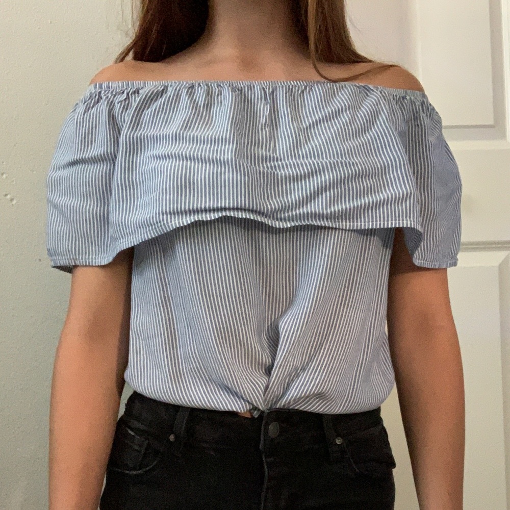strapless top